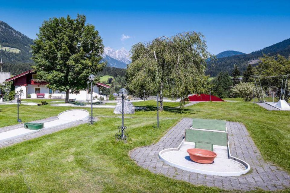 Hotel Großlehen - Minigolf | © AB